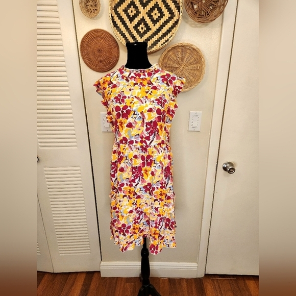 LAST ONE! Floral Midi Dress With Ruffles - Picture 3 of 7